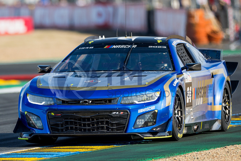 Trainproduction-20230607-1093 | LE MANS,FRANCE,07.Jun.23 - MOTORSPORTS - WEC, FIA World Endurance Championships, 24 Hours of Le Mans, Circuit de la Sarthe, qualifying. Image shows Jimmie Johnson (USA), Mike Rockenfeller (GER) and Jenson Button (GBR/ Hendrick Motorsports). Photo: Trainproduction / Matthias Trinkl