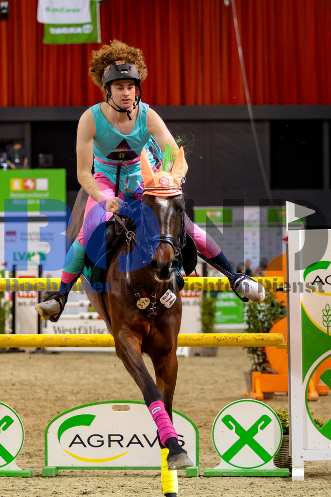 Agravis Cup 2024 - Kostuemspringen {date} -  | {headline}



(Foto: Sebastian Sendlak / BOND)

 - Realisiert mit Pictrs.com