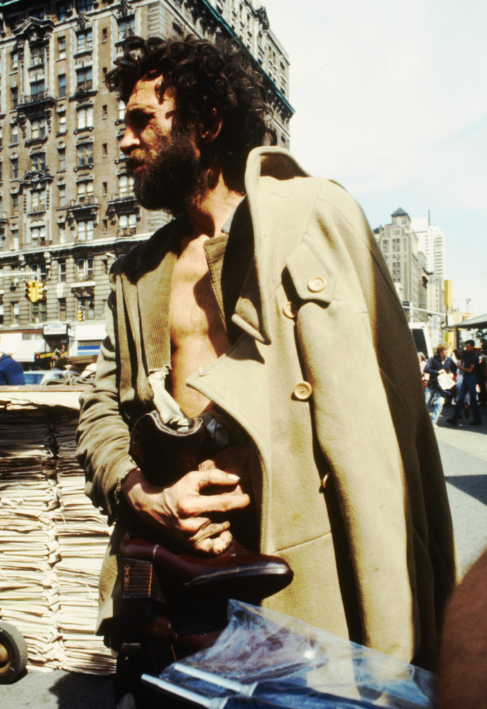 04USA_NYC_sreet_1980_9738 | Beegebilder online. 
BIldarchiv von Beege Fotodesign mit ausgewählten Werken, die sich besonders gut für die Dekoration Ihrer Räume oder Wände eignen. 