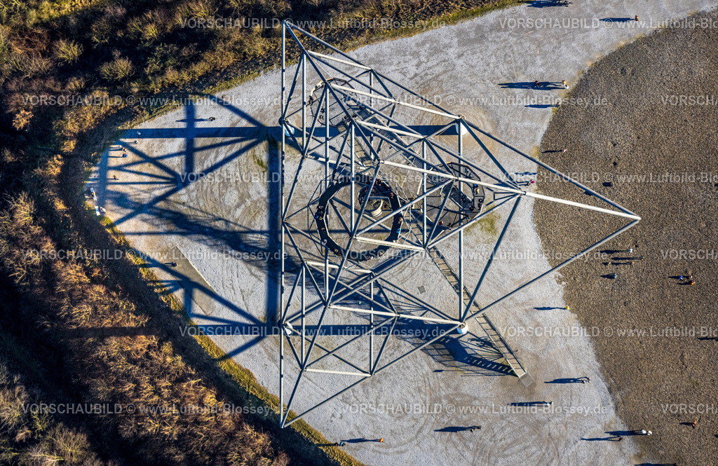 Bottrop240107410 | Luftbild, Tetraeder Skulptur, Aussichtsterrasse in Form einer dreiseitigen Pyramide, Sehenswürdigkeit auf der Halde Beckstraße, Batenbrock-Nord, Bottrop, Ruhrgebiet, Nordrhein-Westfalen, Deutschland