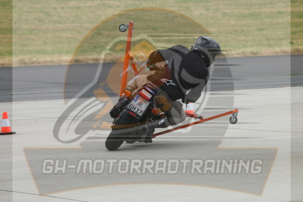 IMG_3356 | gh-motorradtraining-foto.de - Realisiert mit Pictrs.com