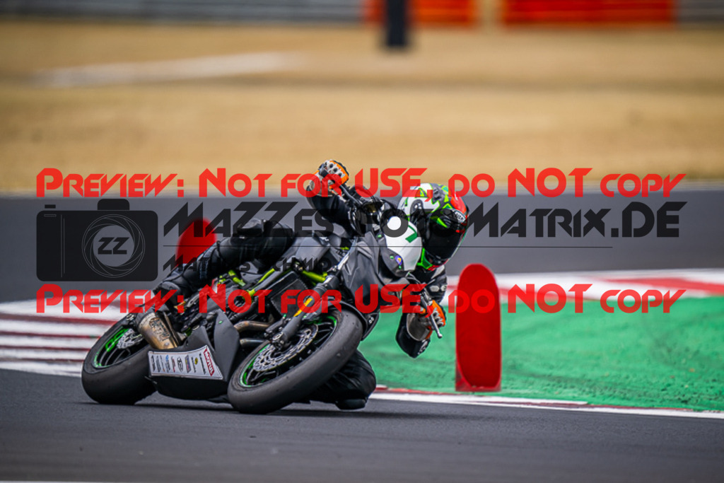 MaZZes_FotoMatrix_220624_1589 | TWINCUP