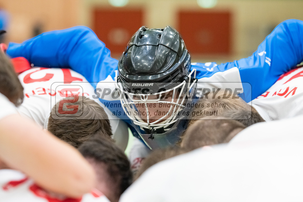 HK_20230113_102663 | 1. Bundesliga ( Halle ) Herren Crefelder HTC - DSD Düsseldorf am 13.1.2023 Crefelder HTC  ( CHTC ) Halle Glockenspitz , Krefeld , Joshua Onyekwue Nnaji Torwart ( Crefelder HTC #29 )