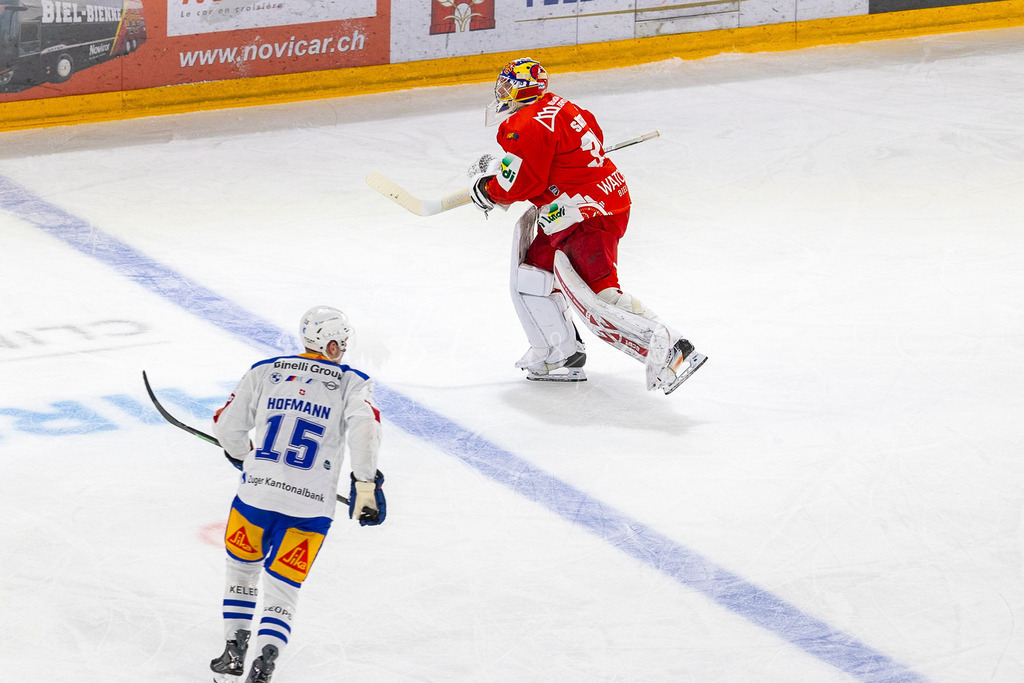 EHCB vs EVZ 20260227_WB-7298 | Sportbilder, Sportfotograf, Hochzeits- und Eventfotografin, Flugshows, Portraits und Tiershooting, Aviation, Downhill, Nationalleague, Swissleague, International