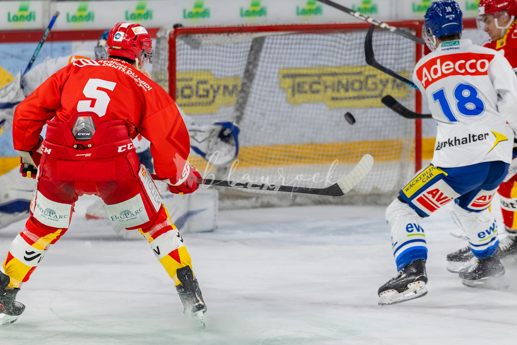 EHCB vs GCK 20260104-8417 | Sportbilder, Sportfotograf, Hochzeits- und Eventfotografin, Flugshows, Portraits und Tiershooting, Aviation, Downhill, Nationalleague, Swissleague, International