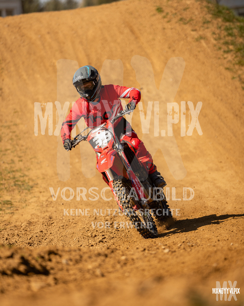 866A3368 | mxndyyvipix