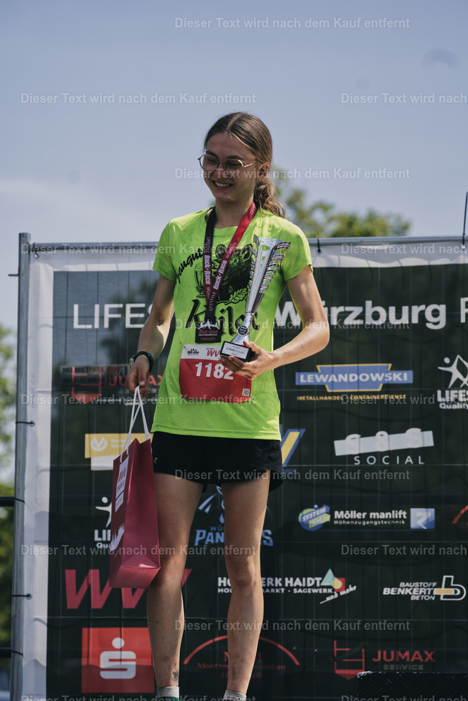 rocktherace_es_2026_09_24-21 | Shop für Fotos von Sportevents z.B. Obstacle Course Racing, OCR, Triathlon, Trail Run und MTB - Realisiert mit Pictrs.com