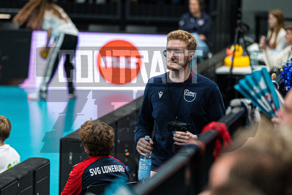 Volleyball I Herren I Saison 2025/2026 I Bundesliga I 8. Spieltag I SVG Lüneburg - FT 1844 Freiburg | CONTRAST ZERØ MEDIA - Realisiert mit Pictrs.com