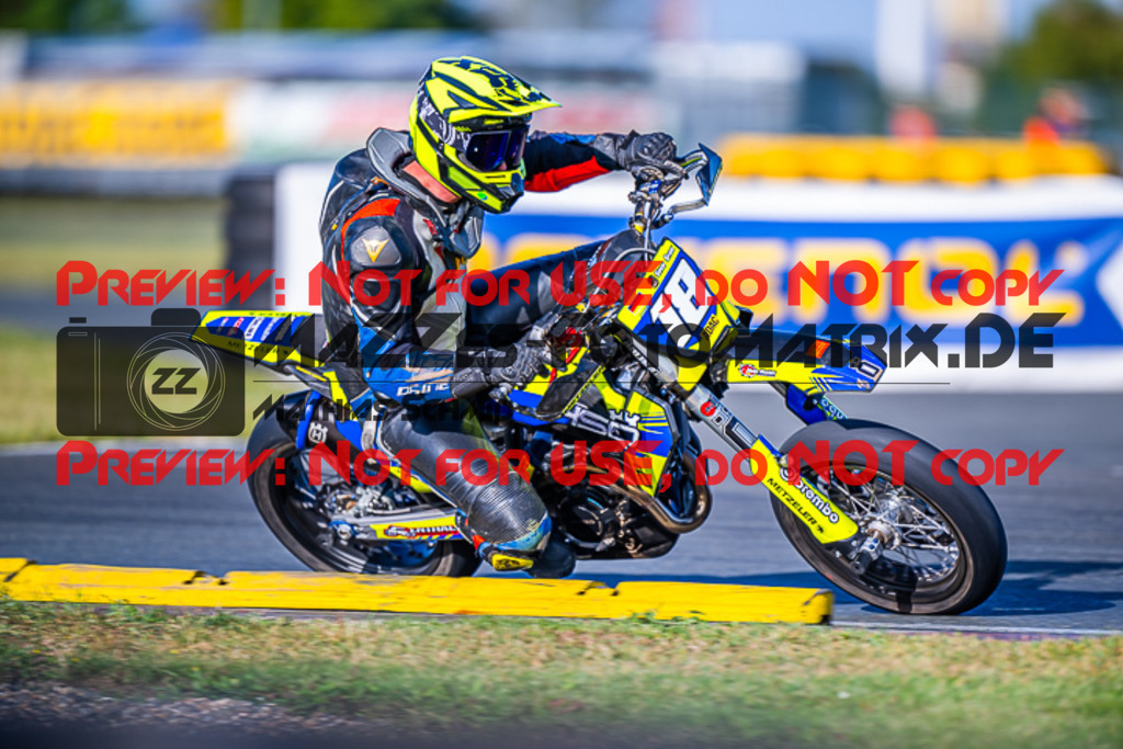 MaZZes_FotoMatrix_230930_1920 | S3