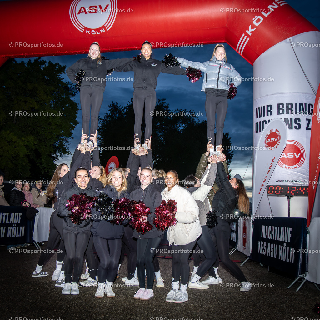 23. ASV Nachtlauf; Koeln, 13.05.26 | Impressionen vom 23. ASV Nachtlauf am 13.05.26 am Tanzbrunnen in Koeln. Foto: BEAUTIFUL SPORTS/Axel Kohring