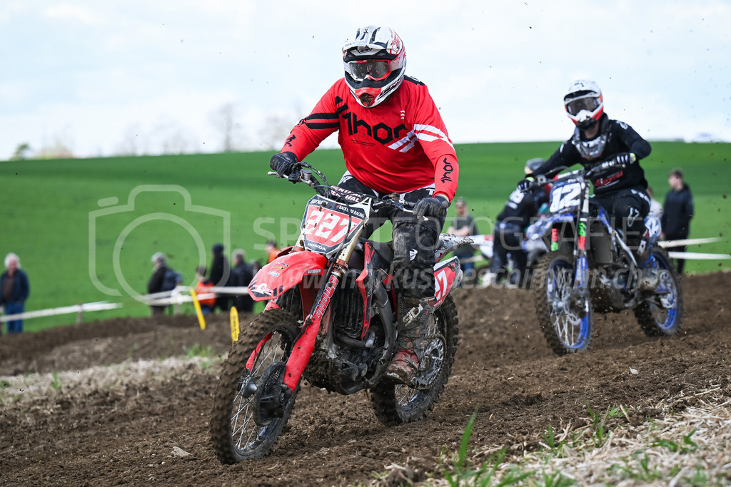 Motocross Schlatt bei Winterthur - 29. April 2023 | #227 Hofmann Reto aus Wald ZH (CH) auf Honda in der Kategorie MX2 am Motocross Schlatt bei Winterthur, 29. April 2023.
Instagram: @mx_schlatt | @mc_wila | @sam_schweiz
Bild: Sportfotografie Markus Aeschimann | www.markus-aeschimann.ch - Realisiert mit Pictrs.com