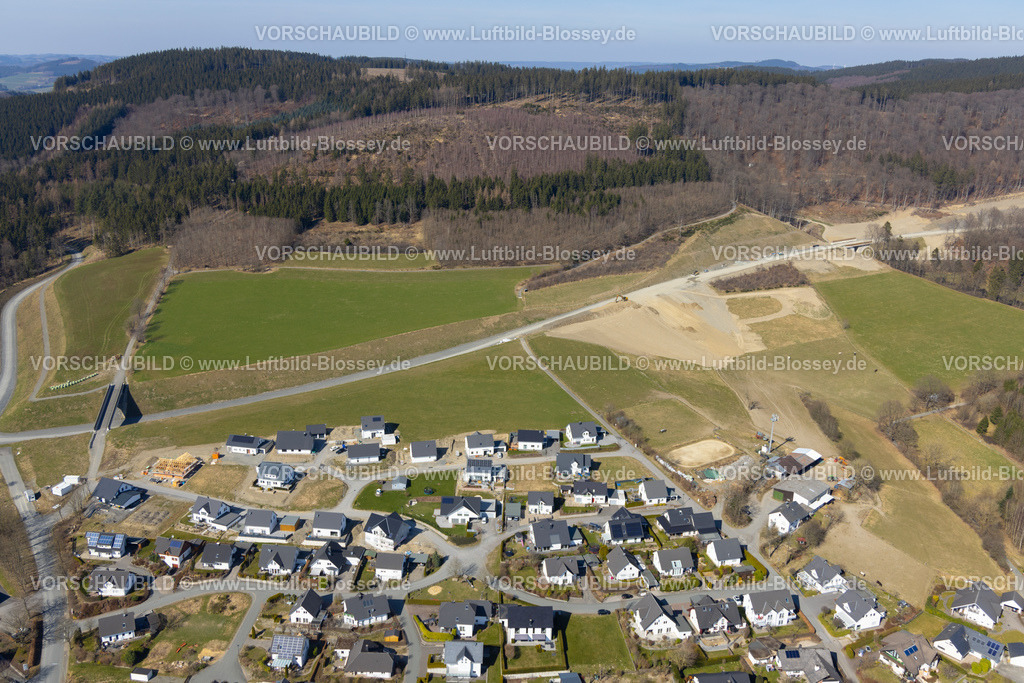 Schmallenberg220303823 | Luftbild, Bad Fredeburg, Baustelle und Neubau der Umgehungsstraße L776n im Ortsteil Fredeburg, Schmallenberg, Sauerland, Nordrhein-Westfalen, Deutschland