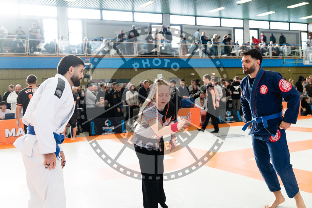 20251122PBB11059 | Athletes compete during the Grappling Industries Berlin Jiu-Jitsu and Grappling Championship, on November 22, 2025 in Berlin, Germany. © photoblackbelt