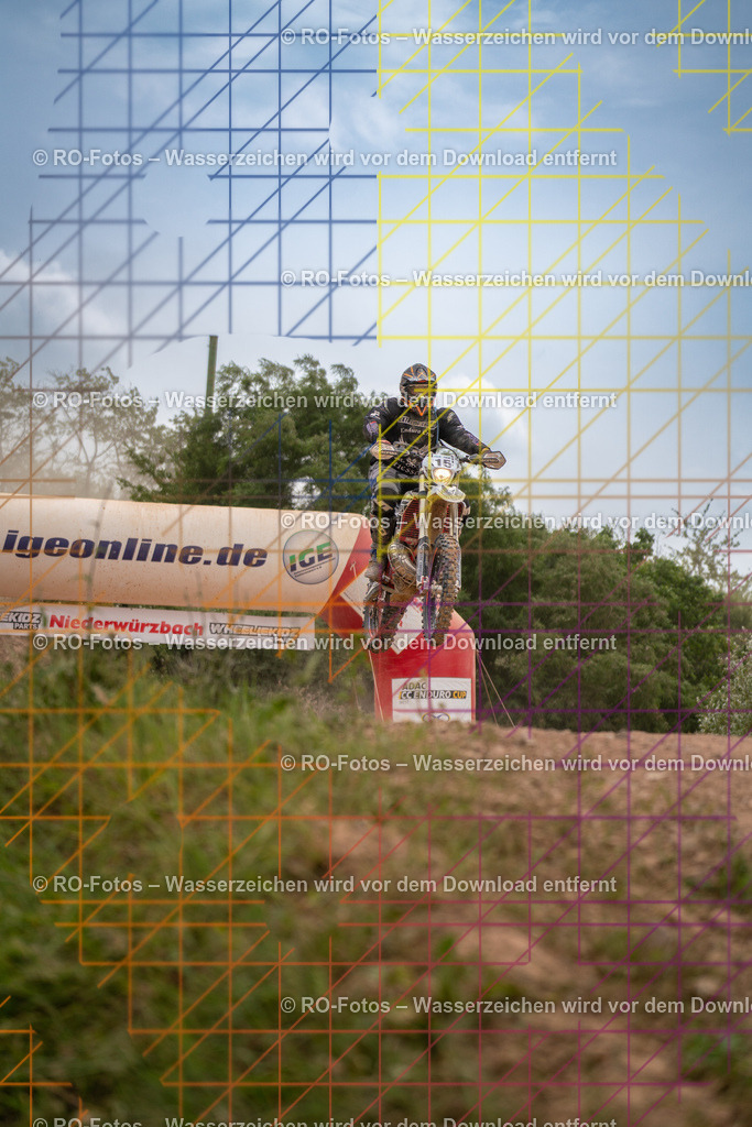 Niederwürzbach 5 Lauf-215 | Sportfotografie von RO-Fotos: Motorsport, Motocross, Enduro, Laufveranstaltungen und Triathlon. Professionelle Fotos von Sportlern und Events. - Realisiert mit Pictrs.com
