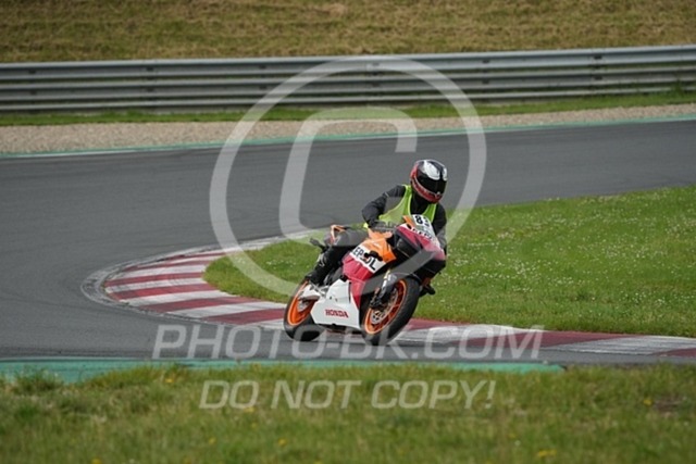 2024_06_21_PBK_22233 | Sportfotografie; SlowMotion; Video; Rennstrecke; Hafeneger; Speer; Racing; RSE; BMW; CBO; Trackday; Motorsportarena; Hockenheimring; Brno; Most; Barcelona; Valencia