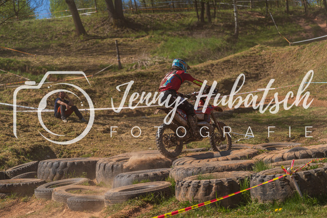 JHF.ECHT.4h.Samstag1447 | jennyhubatsch-endurofotografie