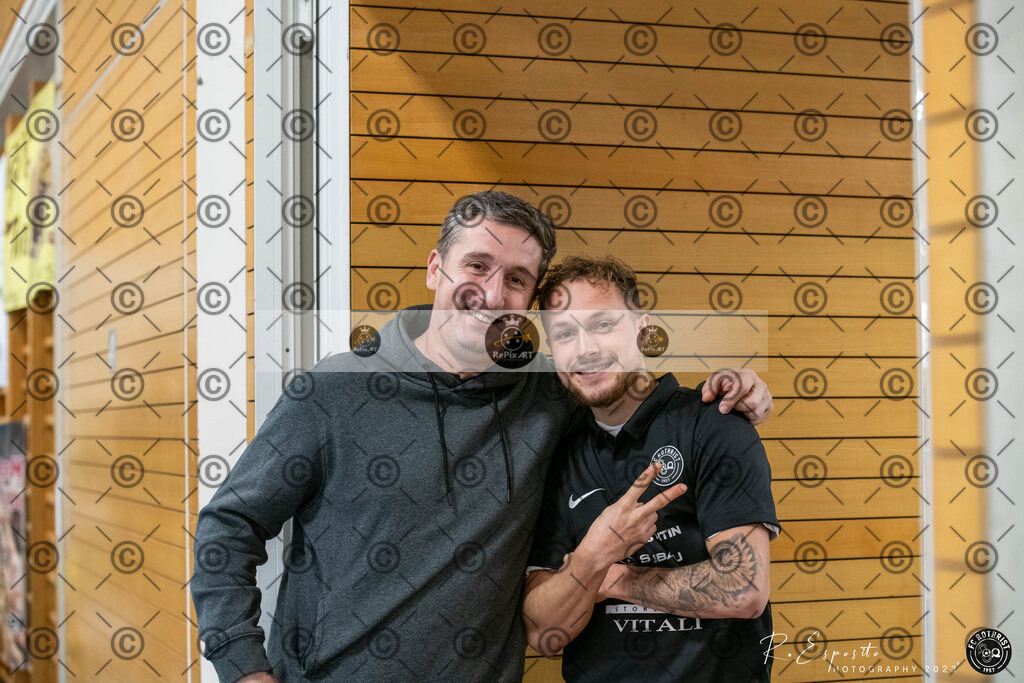 20231202_FCR_Hallenturnier_D_048 | Sport und Naturfotografie von Roberto Esposito zeigt echte Momente Bewegung und die Schönheit der Natur. Ausdrucksstarke Bilder schaffen Emotionen.