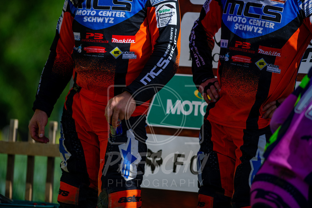 Side (355) | Paeschuphoto Shop - Wer nicht sucht der auch nicht findet.Ob Motocrossbilder oder von einem besuchtem Spiel, Hauptsache Action. - Realisiert mit Pictrs.com