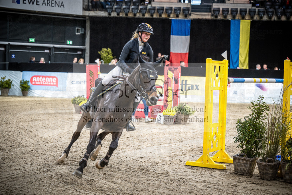 DOS_1899 | Entdecke hochwertige Reitturnierfotos von Foto Oger. Professionell, emotional und authentisch – jetzt Lieblingsmomente im Shop bestellen.Deutschlandweite Turnierfotografie. - Realisiert mit Pictrs.com