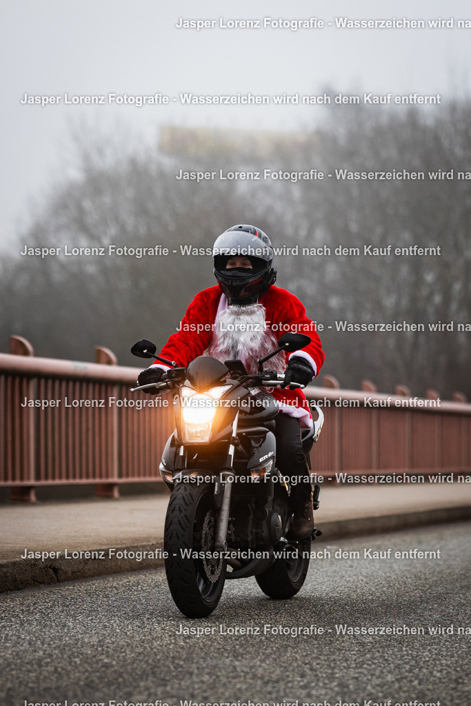 X-Mas Ride I Kiel I 2025 | Jasper Lorenz Fotografie - Realisiert mit Pictrs.com
