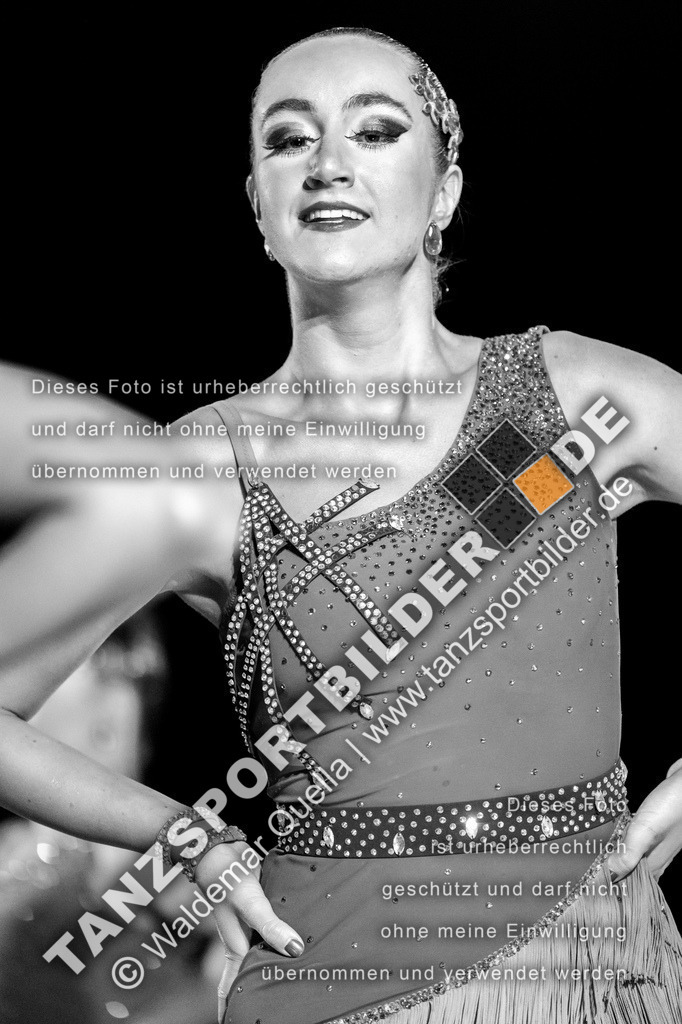 20250504-00245 | Hier finden Sie Tanz Bilder vom Latein und Standard Formationen tanzen. Sportbilder vom Tanzsport. Schöne Fotos und von Weltmeisterschaft, Europameisterschaft, Bundesliga, Regionalliga, Oberliga und Landesliga sowie von GOC Stuttgart, DanceComp, WM Bremen