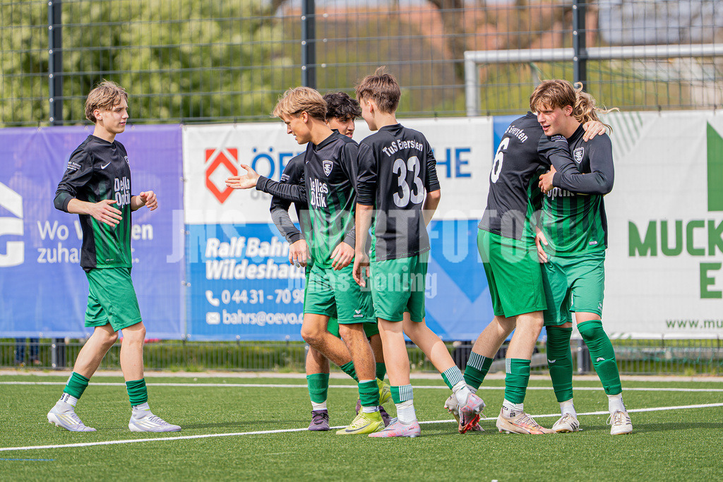 VFL Wittekind-Wildeshausen - TuS Eversten I 03156 | jns.sportfotos - Realisiert mit Pictrs.com