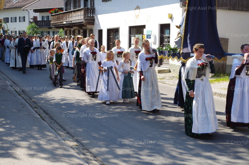 IMGP3816 | fotografiert von Axel PollmannLeonhardi Wallfahrt Benediktbeuern und Murnau, Fronleichnam, Fasching, Landschaft im Loisachtal und Benediktbeuern  - Realisiert mit Pictrs.com