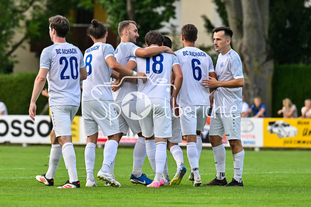 BC Aichach - SF Bachern | Jubel nach 3-0 Aichach 18