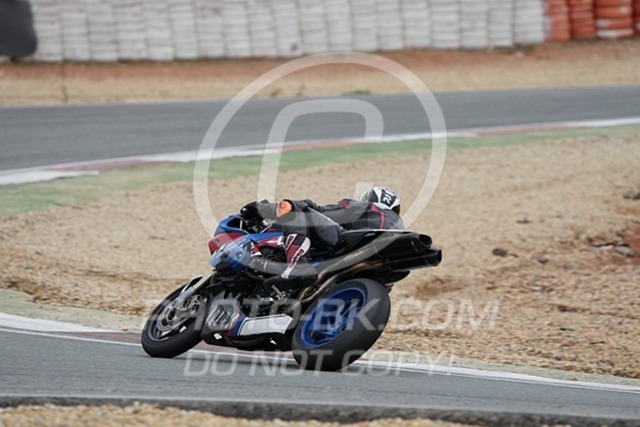 2025_03_17_PBK_31992 | Sportfotografie; SlowMotion; Video; Rennstrecke; Hafeneger; Speer; Racing; RSE; BMW; CBO; Trackday; Motorsportarena; Hockenheimring; Brno; Most; Barcelona; Valencia