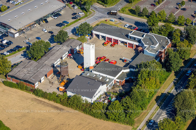 Heiligenhaus240813297 | Luftbild, Baugebiet mit Neubau Innovationspark Heiligenhaus Gewerbegebiet Bertha-Benz-Allee, Feuerwehr und Feuerwache Dr.-Julius-Held-Straße, Heiligenhaus, Ruhrgebiet, Nordrhein-Westfalen, Deutschland