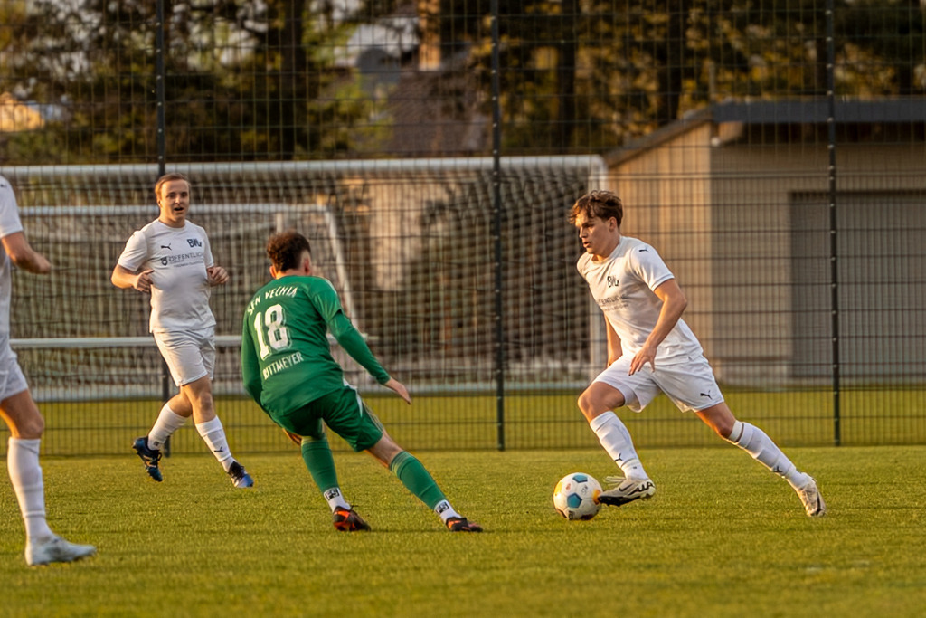 Fußball I Herren I Saison 2025-2026 I Landesliga Weser-Ems I 23. Spieltag I SFN Vechta - BW Lohne II I 00225 | jns.sportfotos - Realisiert mit Pictrs.com