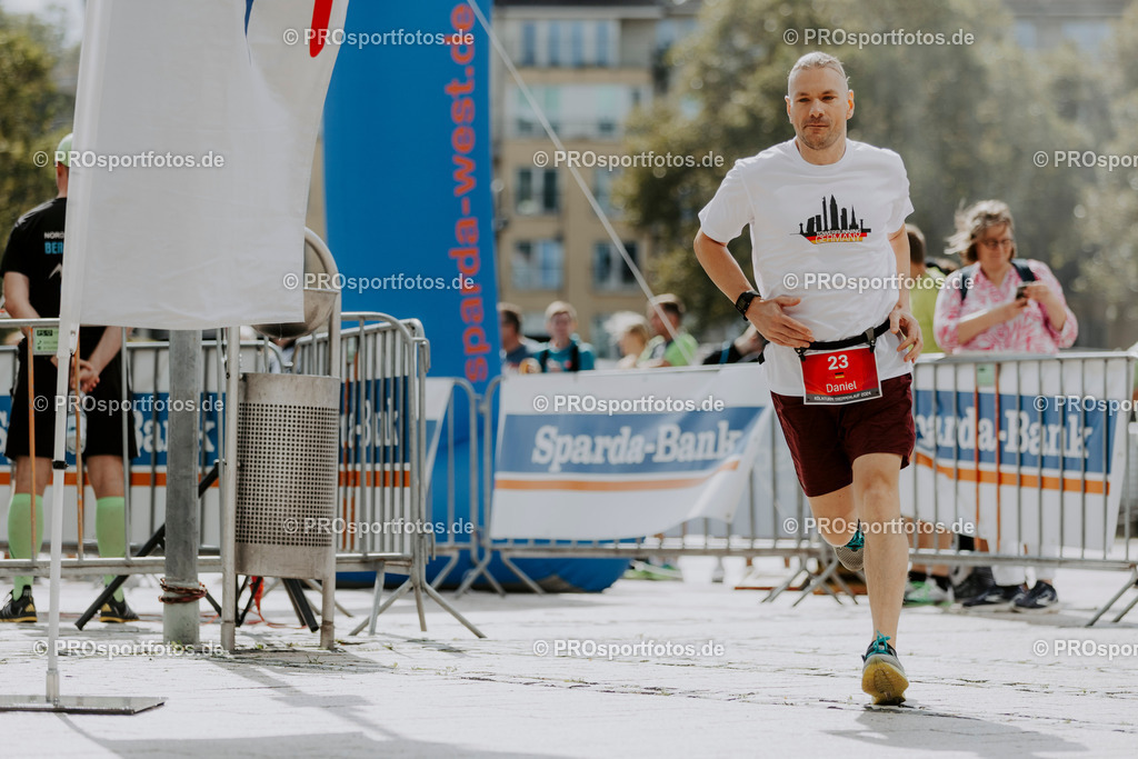 240825_Treppenlauf-74 | Professionelle Fotos Ihrer Laufsportveranstaltung.
