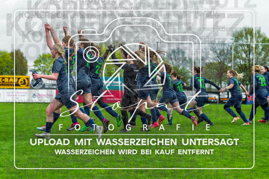 DZC_0655-Verbessert-RR | Damen Kreispokal Halbfinale HK/CE zwischen SG Fulde und SG Wohlde/Sudwinsen im Fulder Zentralstadion, Fulde (Simon Paul Stopat) - Realisiert mit Pictrs.com