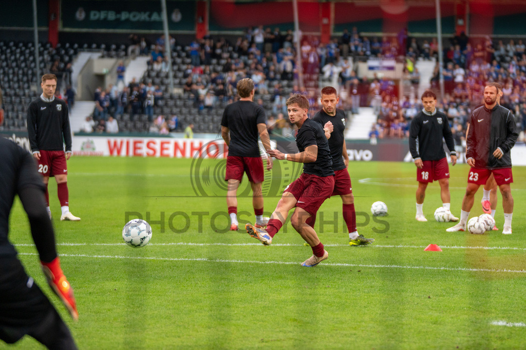 SG Sonnenhof Großaspach vs. Arminia Bielefeld, Fussball, DFB-Pokal, 1. Runde, 22.08.2026 | Christian Mistl (SG Sonnenhof Großaspach, #06),SG Sonnenhof Großaspach vs. Arminia Bielefeld, Fussball, DFB-Pokal, 1. Runde, 22.08.2026,DFB regulations prohibit any use of photographs as image sequences and/or quasi-video
