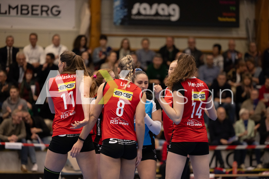 Volleyball I Frauen I Saison 2025-2026 I Volleyball NLA | Women I 1/2 Finals I  VC Kanti Schaffhausen - Sm'Aesch Pfeffingen I 18.03.2026 | VC Kanti Spielerinnenkreis - Realisiert mit Pictrs.com