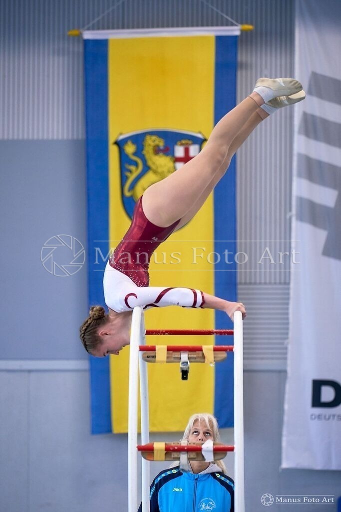 2024-06-20-1-A-DSC03150 | Professionelle Sportfotografie in Hamburg, Schleswig-Holstein und Niedersachsen – spezialisiert auf Rhönrad, Geräteturnen, Leistungsturnen und rhythmische Sportgymnastik. Bundesweite Begleitung von Rhönrad-Events. Jetzt Sport-Fotos - Realisiert mit Pictrs.com