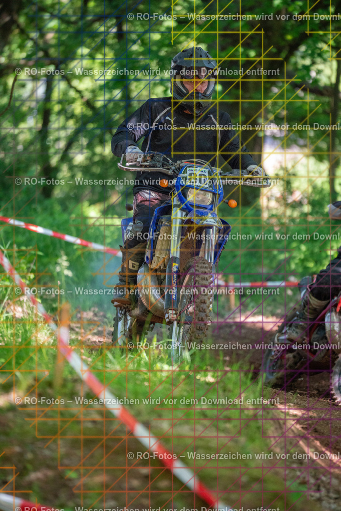 Wolfshausen 2 Lauf -1162 | Sportfotografie von RO-Fotos: Motorsport, Motocross, Enduro, Laufveranstaltungen und Triathlon. Professionelle Fotos von Sportlern und Events. - Realisiert mit Pictrs.com