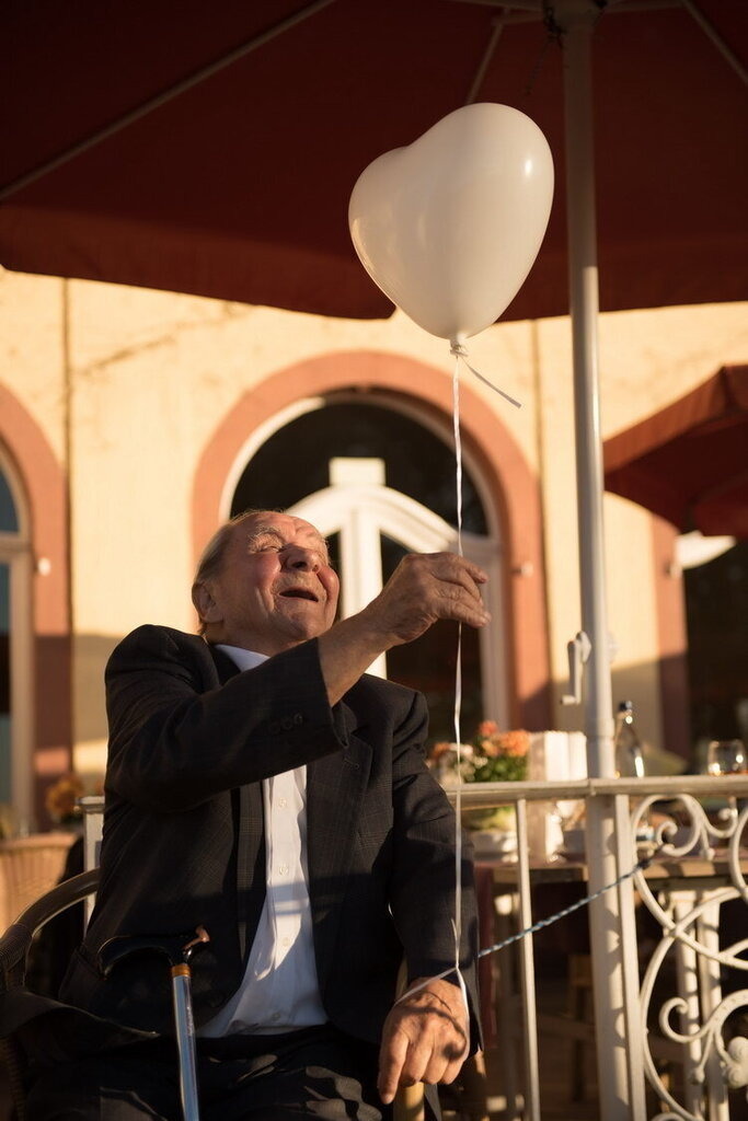 Hochzeit_Location_151 | Mein Name ist Arkadius. Ich fotografiere Ihre Hochzeit in Frankfurt und im Umkreis von 200 km. Als Fotograf bin ich noch bekannt im Bereich Business- und Modefotografie.