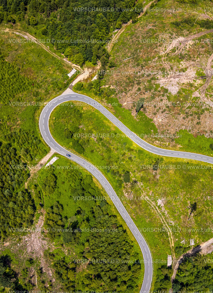 Sundern240708355 | Luftbild, Serpentinen am Ochsenkopf zwischen Arnsberg und Sundern im Waldgebiet mit Waldschäden Stockumer Höhe, gefährliche Motorradstrecke, Sunderner Straße Landesstraße L685, Hachen, Sundern, Sauerland, Nordrhein-Westfalen, Deutschland