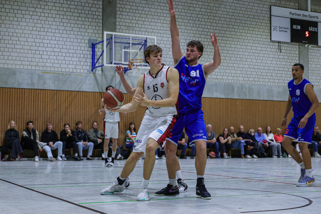 Regio BAYER GIANTS vs NEW Elephants Grevenbroich-60 | Fotos von Basketballspielen aus dem Raum NRW fotografiert von Gero Mueller-Laschet und Daniel Schaefer - Realisiert mit Pictrs.com