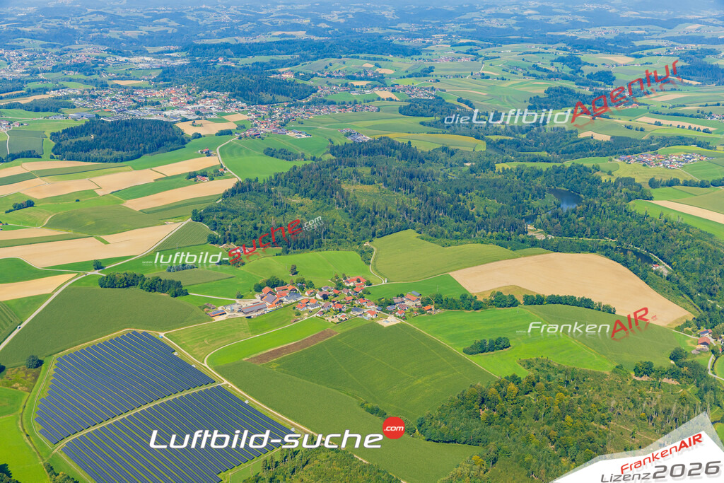 Kammerwetzdorf Büchlberg Bild- Das Luftbild wurde 2025 vom UL-Flugzeug heraus erstellt ( keine Drohne ) - Hochauflösende Luftaufnahme -Nicht vergleichbar mit Google Maps oder Satelittenbilder- Die Geschenkidee !Mit Lizenz und Bildrechte bestellbar
