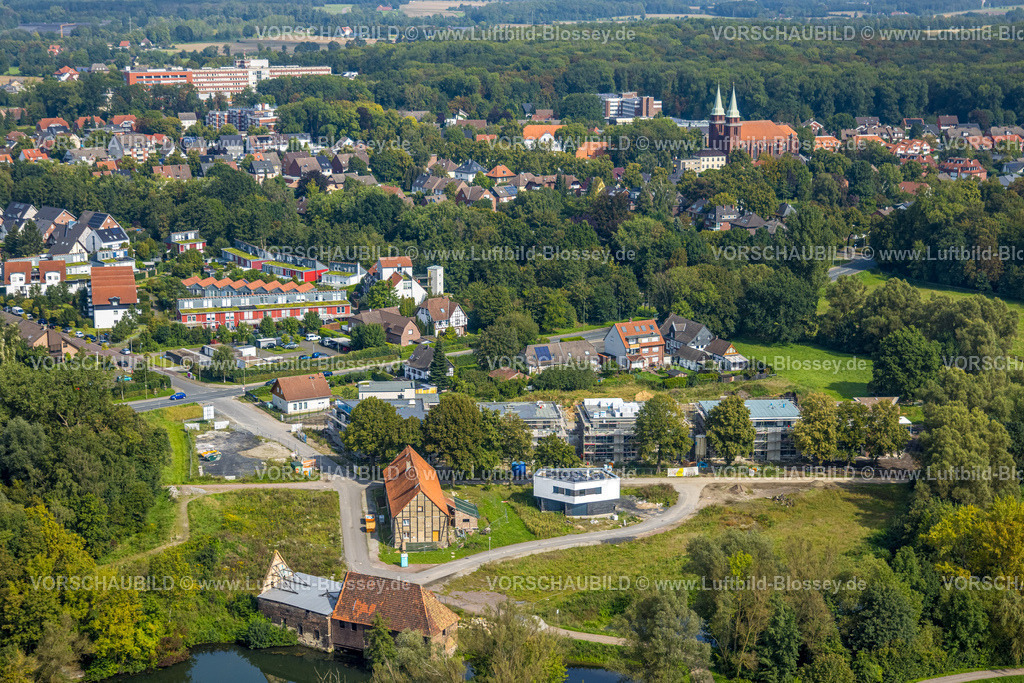 Hamm230900003 | Luftbild, Schlossmühle Heessen am Mühlengraben und Mühlenteich mit Baustelle und Neubau, Stadtbezirk Heessen, Hamm, Ruhrgebiet, Nordrhein-Westfalen, Deutschland