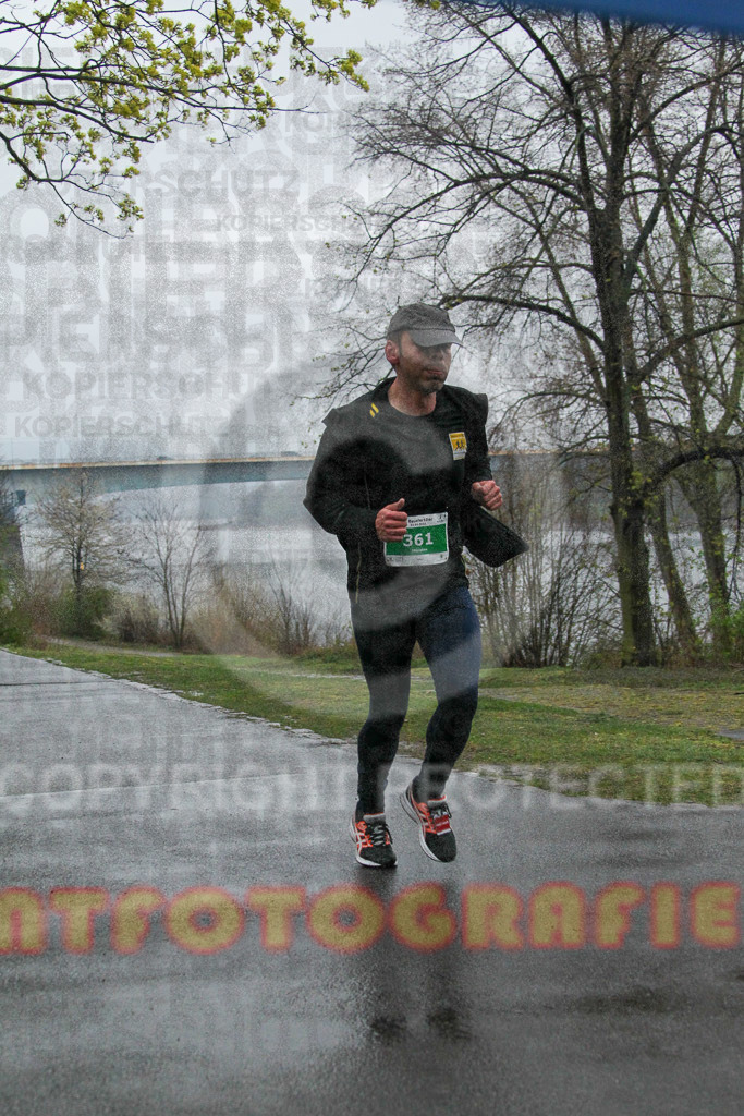 220331_1922_EV4_9601 | Sportfotografie im Rhein-Sieg Kreis, Köln, Bonn, NRW, Rheinland Pfalz, Hessen, etc. Unser Tätigkeitsfeld umfasst den Laufsport vom Volkslauf über den Marathon, Duathlon, Triathon bis zum Ultralauf wie Kölnpfad Ultra oder Schindertrail.