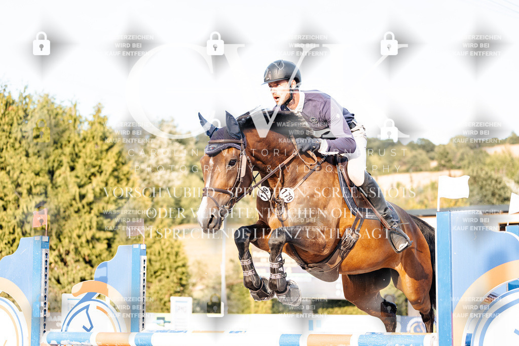 CK903632 | Turnierfotografie Pferdefotografie Trier Rheinland-Pfalz Pferdesport Reitsport Tierfotografie Sportfotografie Pferdevideo Pferdevideografie Equestrianvideography equestrianphotography  - Realisiert mit Pictrs.com
