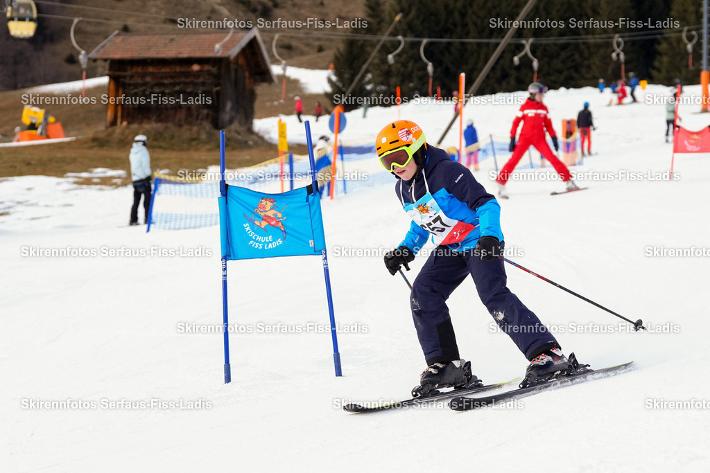 SRF_02.01.2026_1164 | Skirennfotos,Serfaus,Fiss,Ladis,Kinderskirennen,Winter,Tirol,Oberland,skirace,SFL,feelfree,weil wir's genießen,ski,Ski,skifahren,Sonnenplateau, - Realisiert mit Pictrs.com