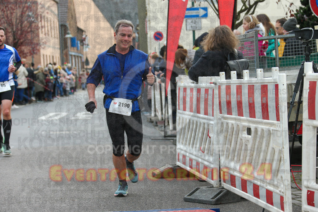 221127_1216_EX1_2312 | Sportfotografie im Rhein-Sieg Kreis, Köln, Bonn, NRW, Rheinland Pfalz, Hessen, etc. Unser Tätigkeitsfeld umfasst den Laufsport vom Volkslauf über den Marathon, Duathlon, Triathon bis zum Ultralauf wie Kölnpfad Ultra oder Schindertrail.