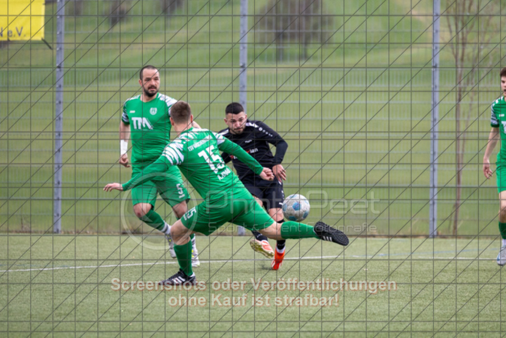 20250323_153806_0230 | #,TSV Wäschenbeuren (grün) vs. KSG Eislingen (schwarz), Fussball, Kreisliga A3 - Bezirk Neckar/Fils, 19. Spieltag, Saison 2024/2025, Kunstrasenplatz, Maitiser Straße , 73116 Wäschenbeuren, 23.03.2025 - 15:00 Uhr,Foto: PhotoPeet-Sportfotografie/Peter Harich