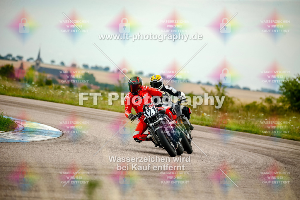 Chambley Juli-2330 | Hier findet Ihr Bilder von Touristenfahrten auf der Nürburgring Nordschleife oder von anderen Veranstaltungen die ich besucht habe. Viel Spass beim Durch Schauen 