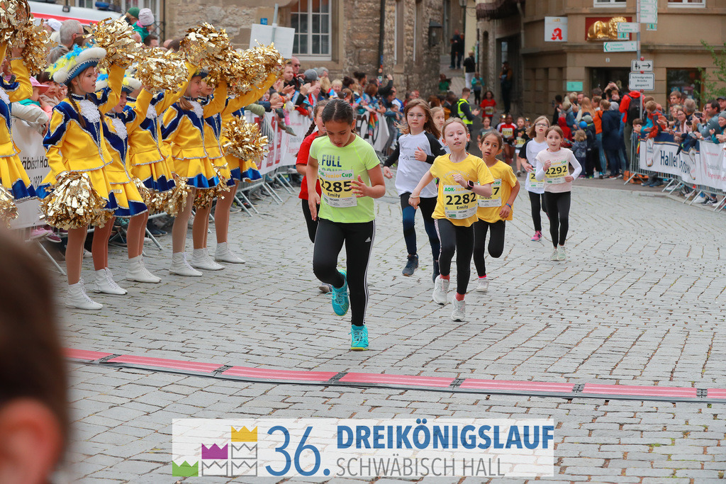 AOK Junior Cup 400m | 3Königslauf 2022 AOK Junior Cup 400m - Realisiert mit Pictrs.com