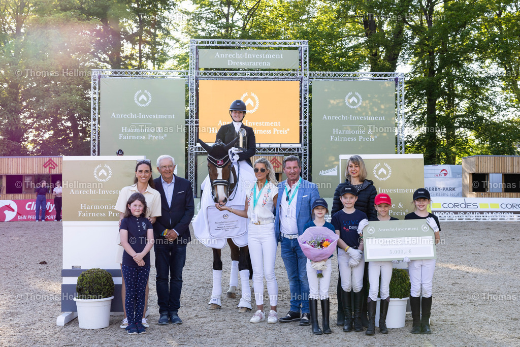 TH_503-HAAS Katharina (AUT)_ Let It Be NRW_17829 | Deutsches Spring- und Dressur-Derby 2024 am 11.05.24 in Hamburg, 503HAAS Katharina (AUT), Let It Be NRW